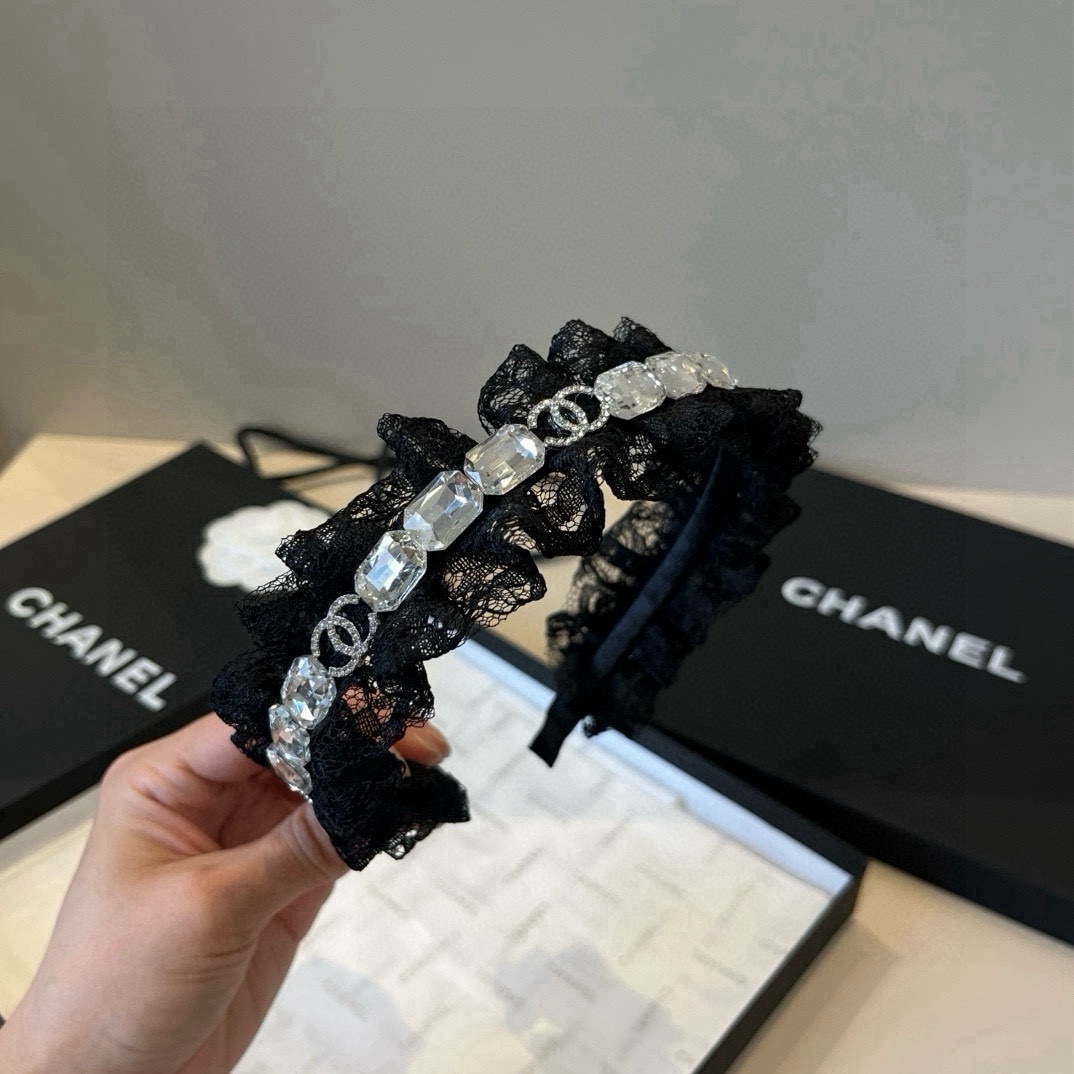 🆕 

Chanel香奈儿新款发箍