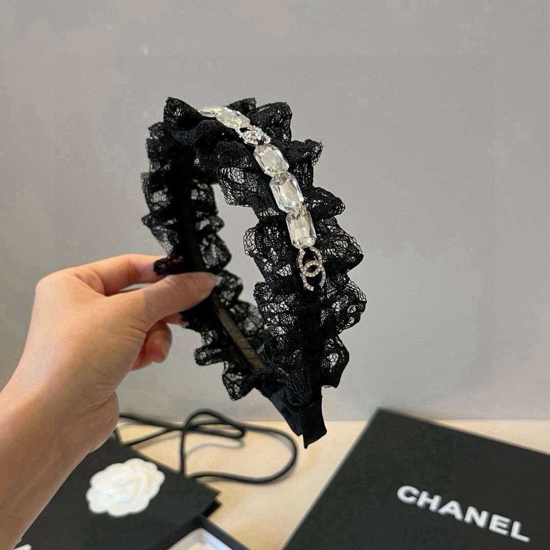 🆕 

Chanel香奈儿新款发箍