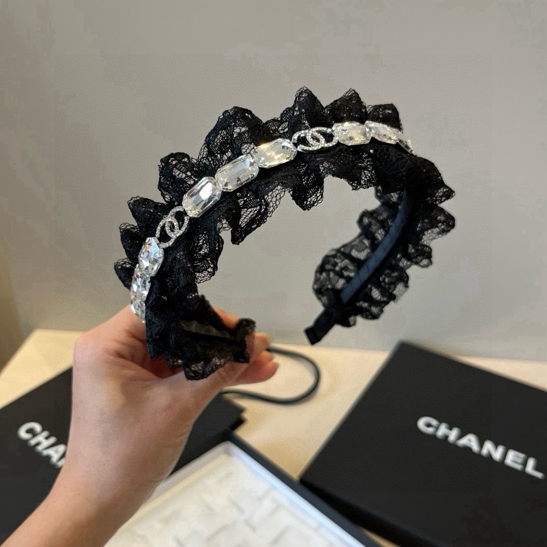 🆕 

Chanel香奈儿新款发箍