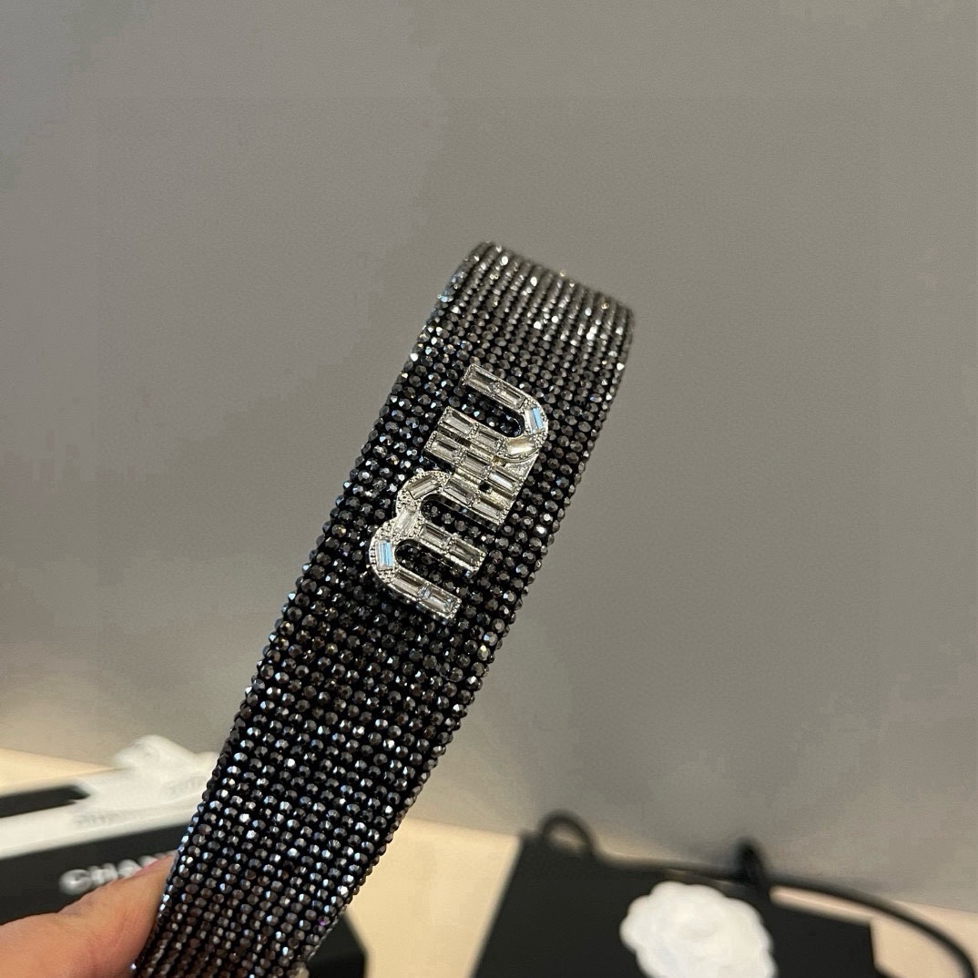🆕

miumiu缪缪发箍