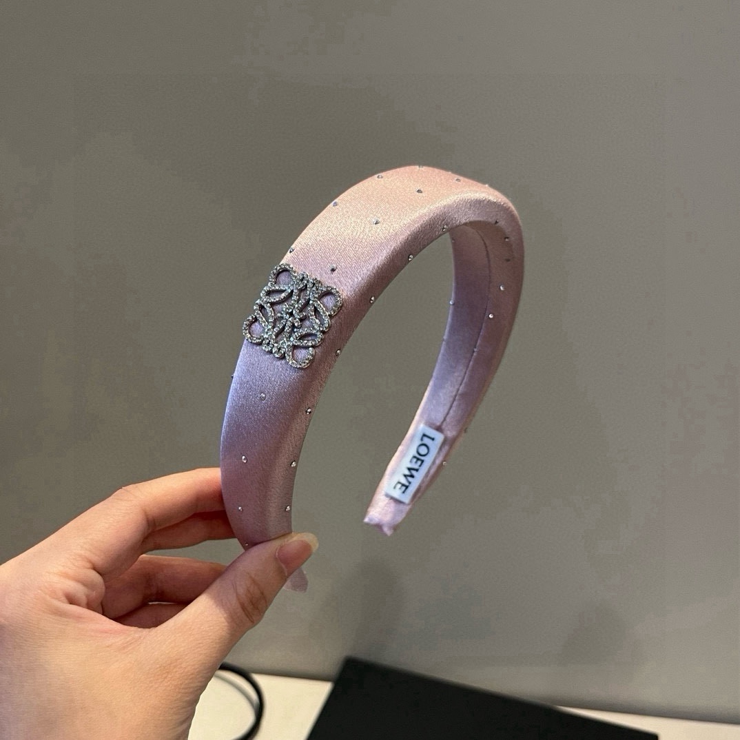 🆕

LOEWE罗意威发箍