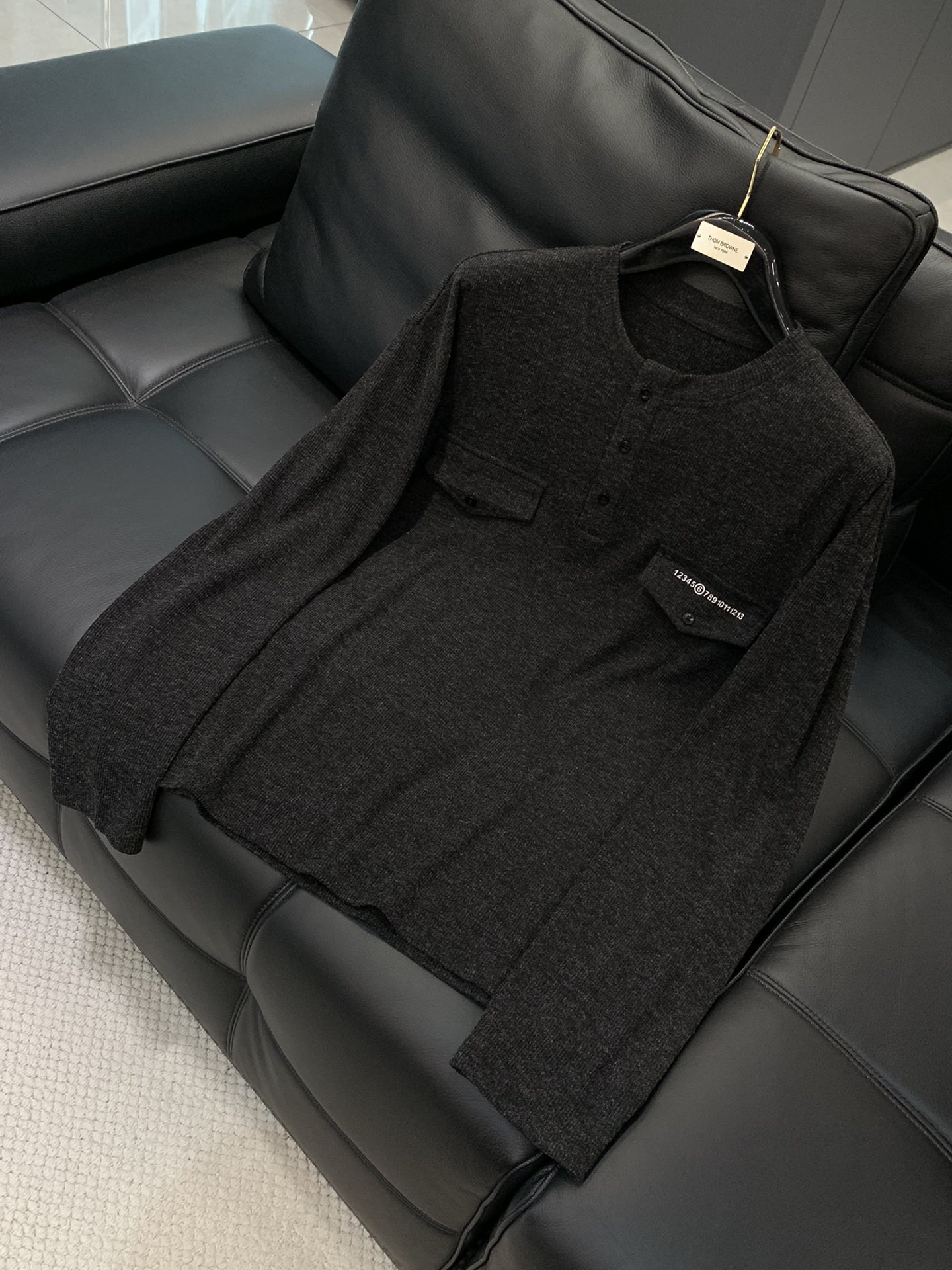 ，Maison Margiela马吉拉，2025早秋最新品，专柜同步有售，原单狠货，时尚休闲圆领长袖T恤