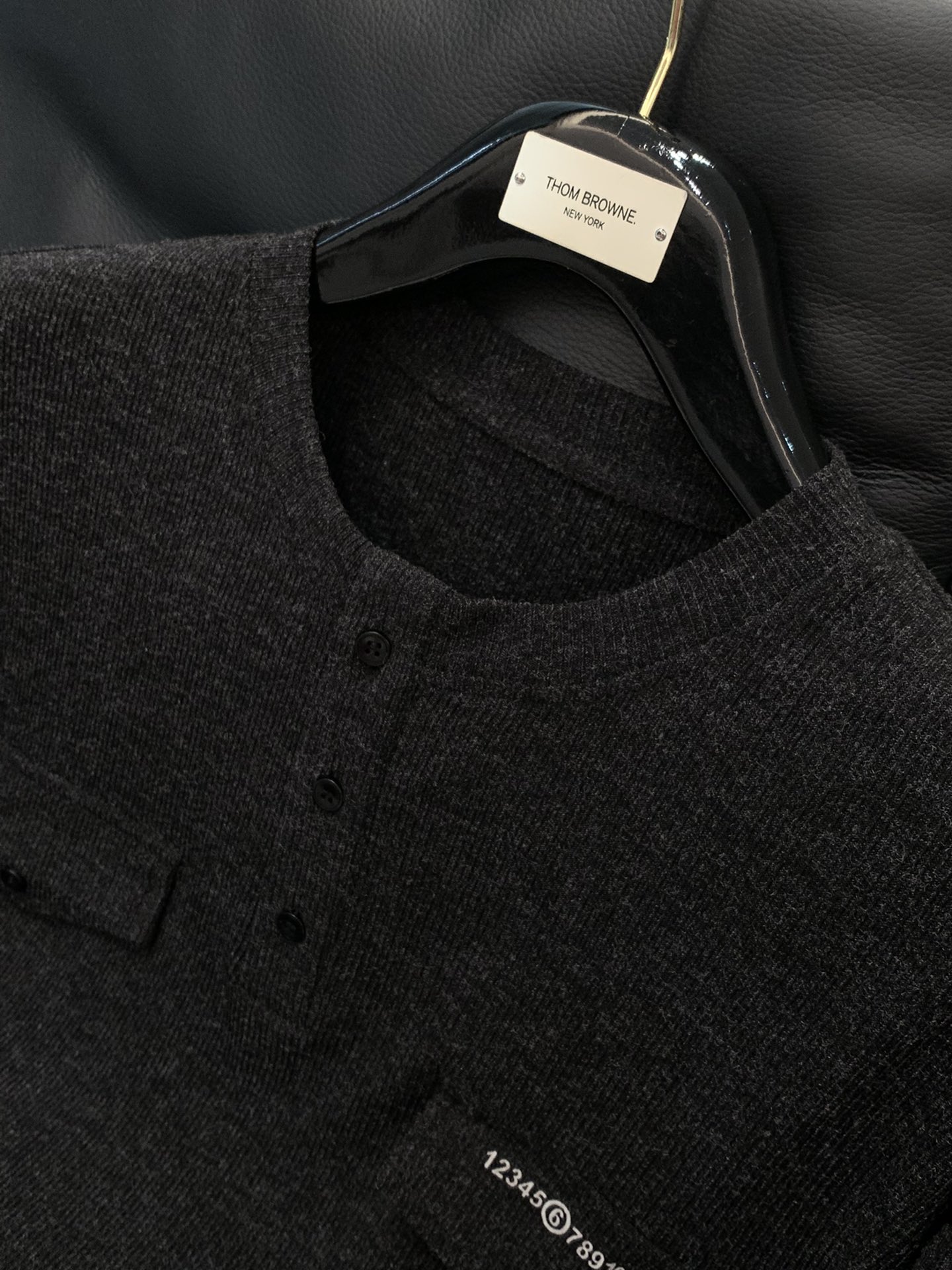 ，Maison Margiela马吉拉，2025早秋最新品，专柜同步有售，原单狠货，时尚休闲圆领长袖T恤