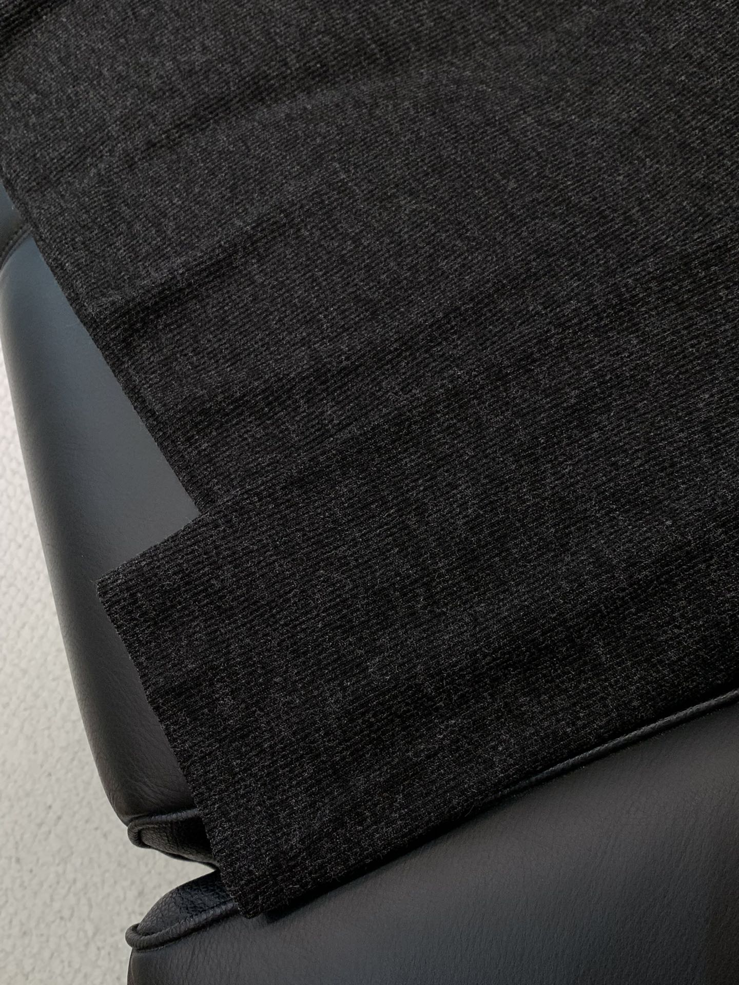 ，Maison Margiela马吉拉，2025早秋最新品，专柜同步有售，原单狠货，时尚休闲圆领长袖T恤