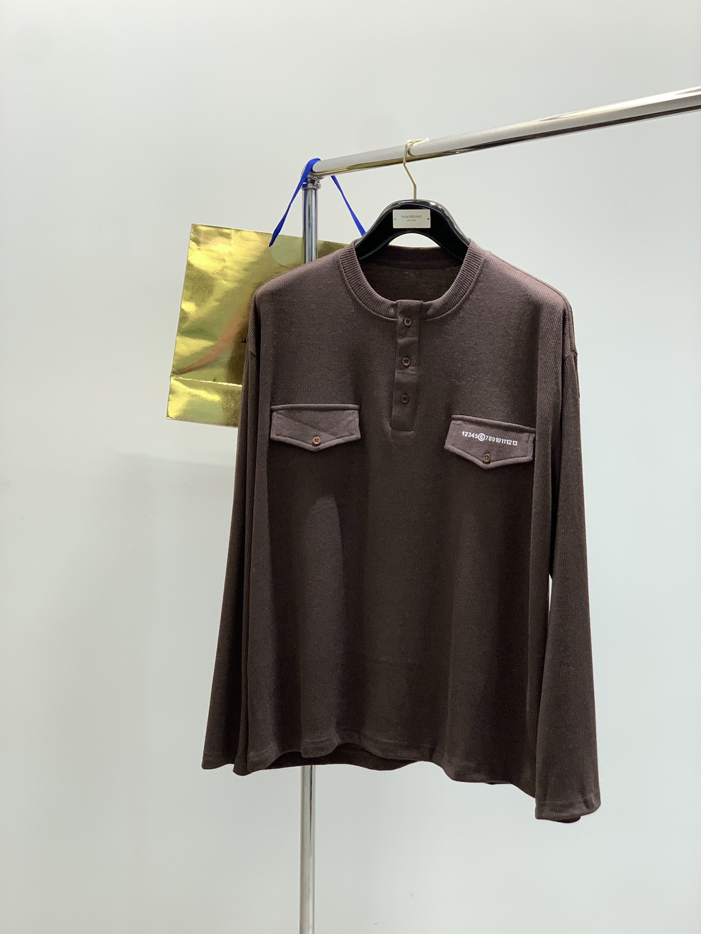 ，Maison Margiela马吉拉，2025早秋最新品，专柜同步有售，原单狠货，时尚休闲圆领长袖T恤