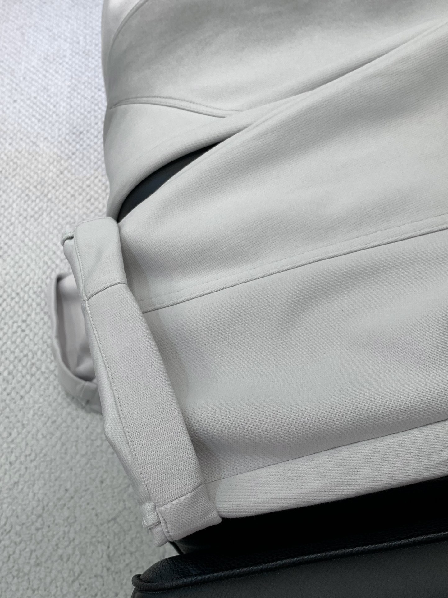 ，Loewe 罗意威，2025秋季最新款，时尚休闲裤，原单狠货，简约舒适，版型不挑人，采用进口原版面料，