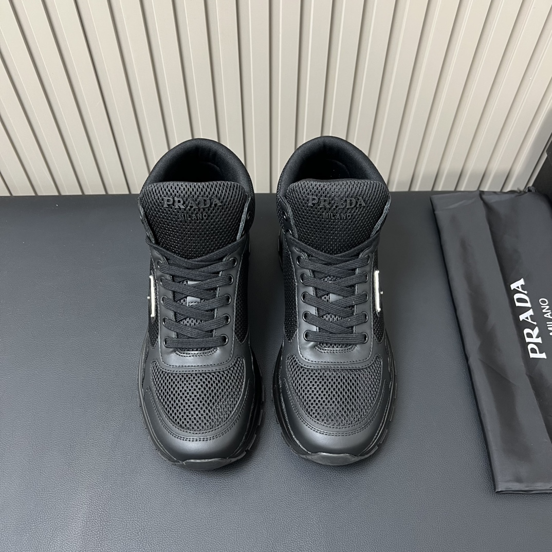 Sneakers Hautes Prada Homme en Cuir et Maille Noire, Semelle Épaisse