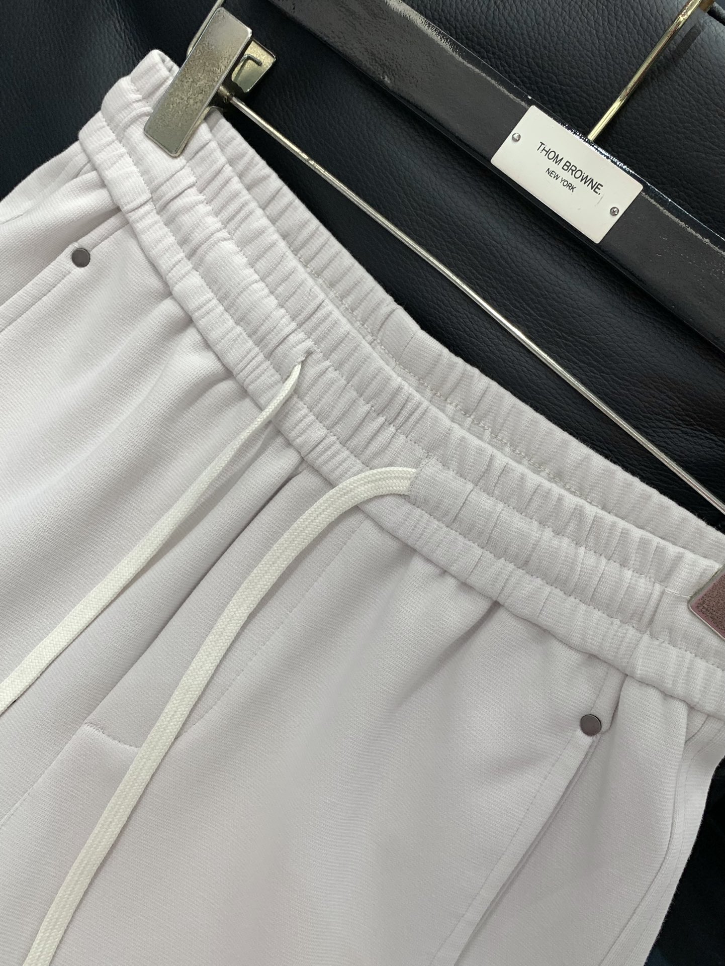 ，Dior 迪奥， 2025秋季新品，专柜同步有售，简约时尚休闲裤，原版进口面料，舒适透气，顶级印花工艺