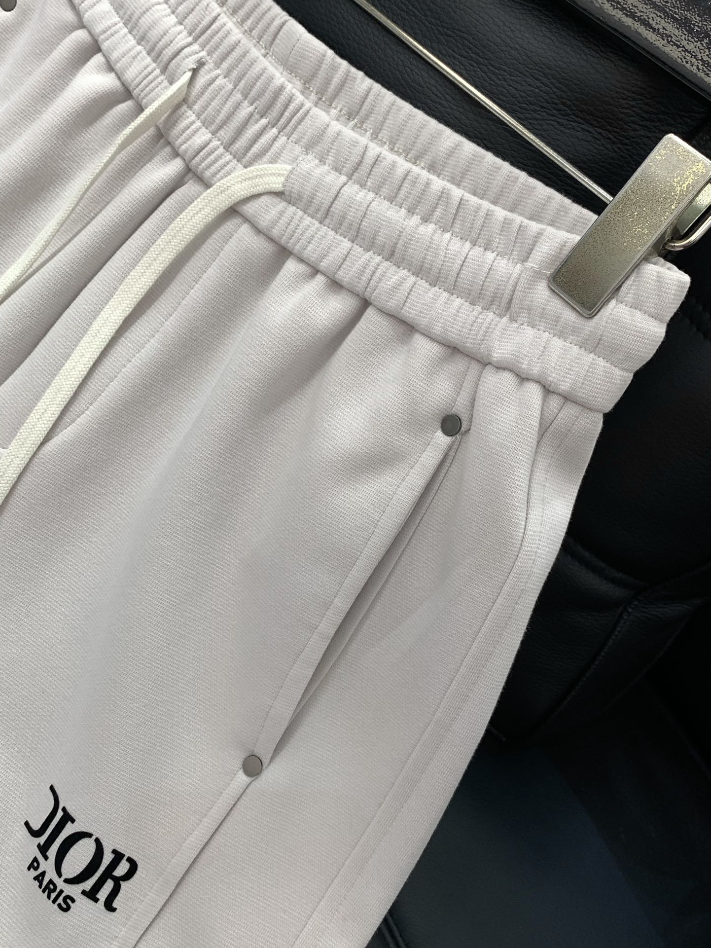 ，Dior 迪奥， 2025秋季新品，专柜同步有售，简约时尚休闲裤，原版进口面料，舒适透气，顶级印花工艺