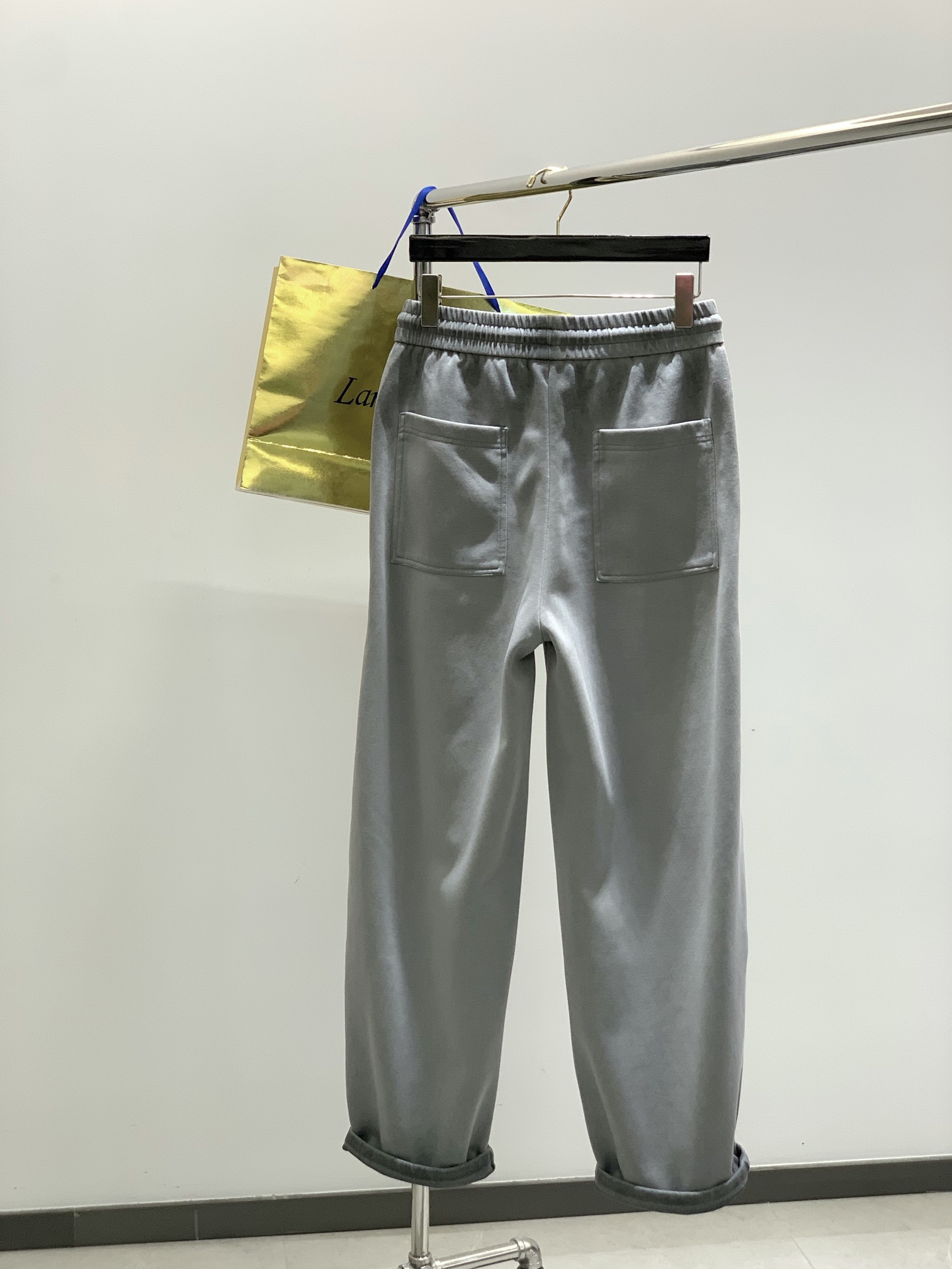 ，Maison Margiela马吉拉，2025秋季最新品，时尚休闲裤，专柜同步有售，原单狠货，采用进口