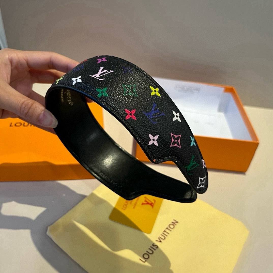 🆕

Lv路易威登新款发箍
