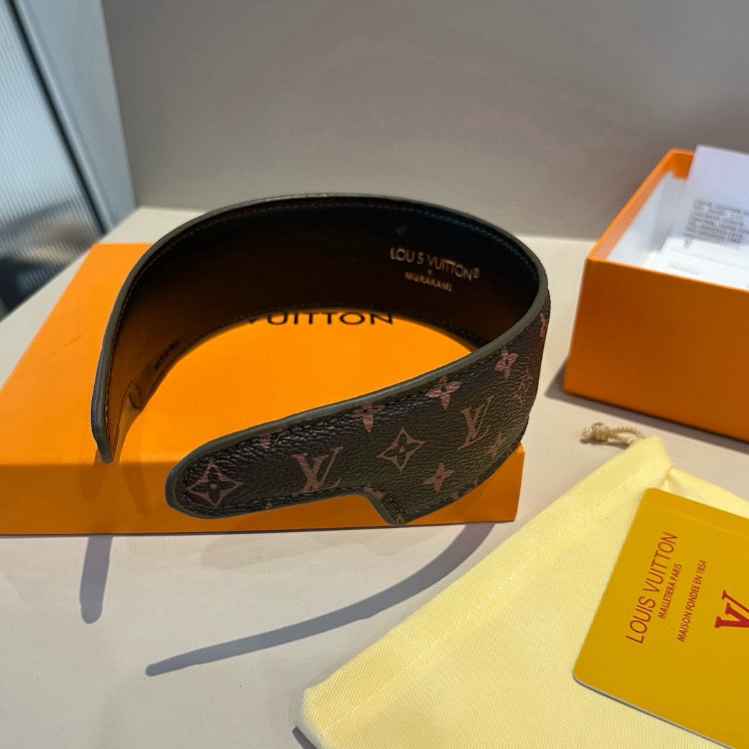 🆕

Lv路易威登新款发箍