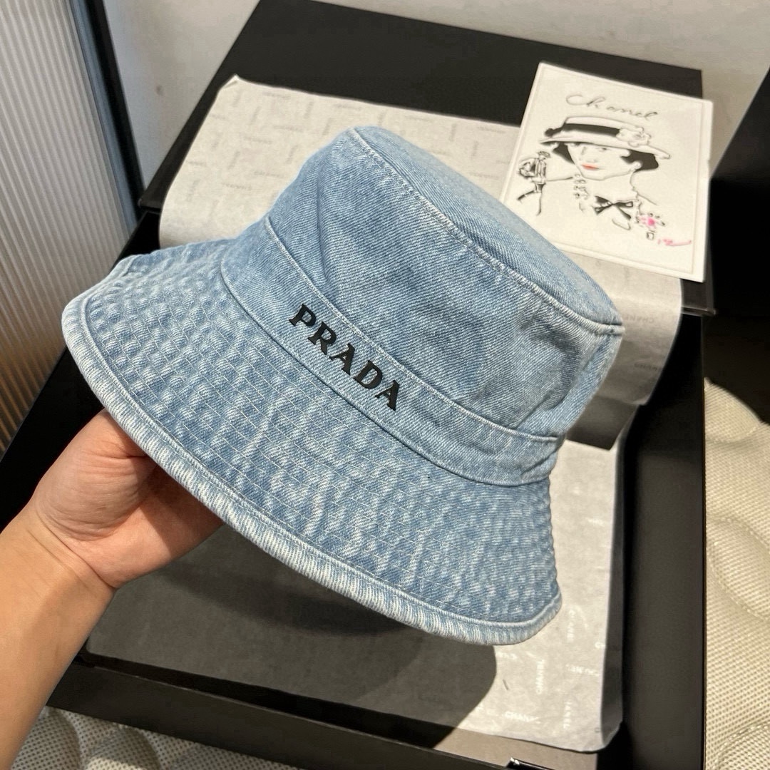 🆕

PRADA普拉达新款遮阳渔夫帽、防紫外线布帽，可折叠头围57cm