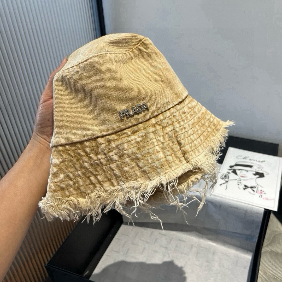 🆕

普拉达新款牛仔渔夫帽，头围57cm