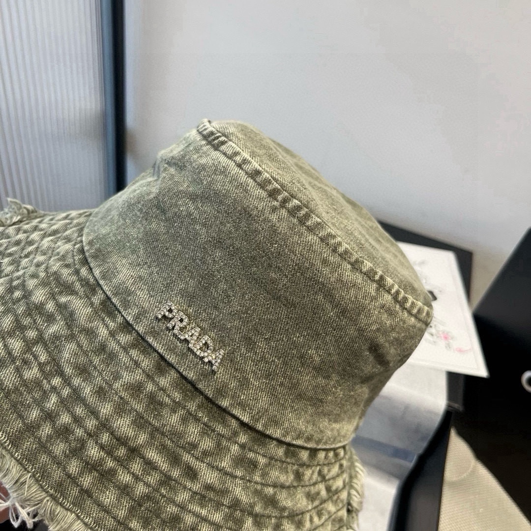 🆕

普拉达新款牛仔渔夫帽，头围57cm