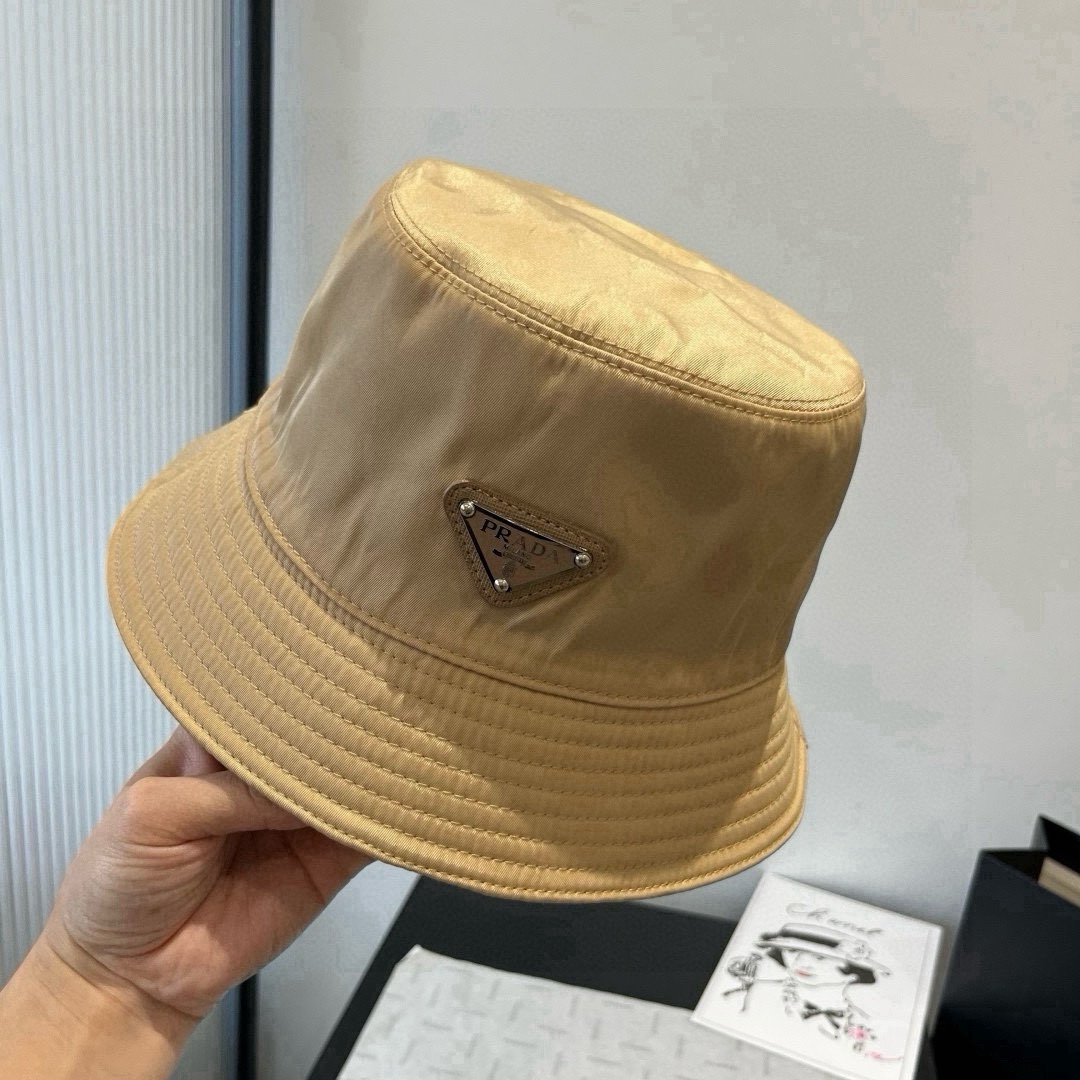 🆕

PRADA普拉达渔夫帽，帆布帽，头围57cm