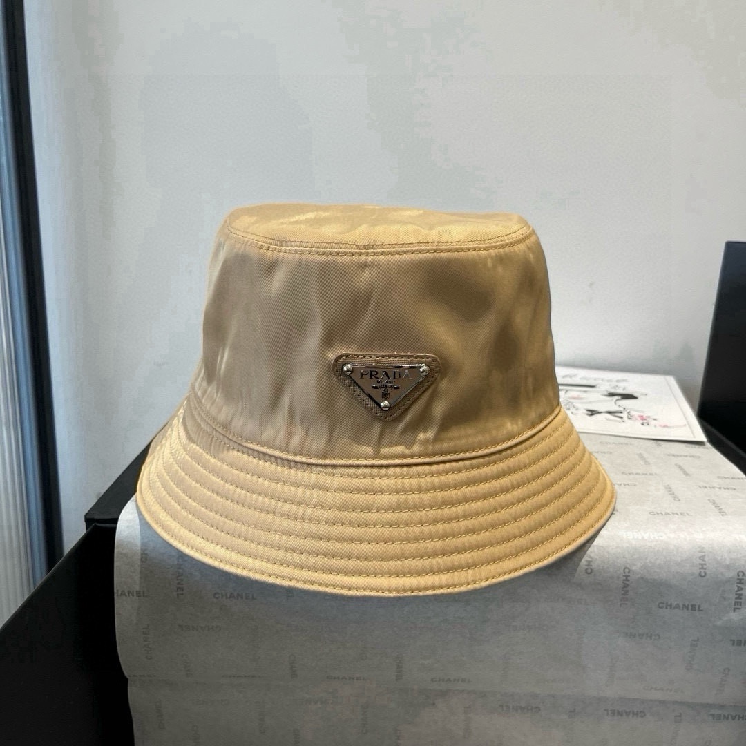 🆕

PRADA普拉达渔夫帽，帆布帽，头围57cm