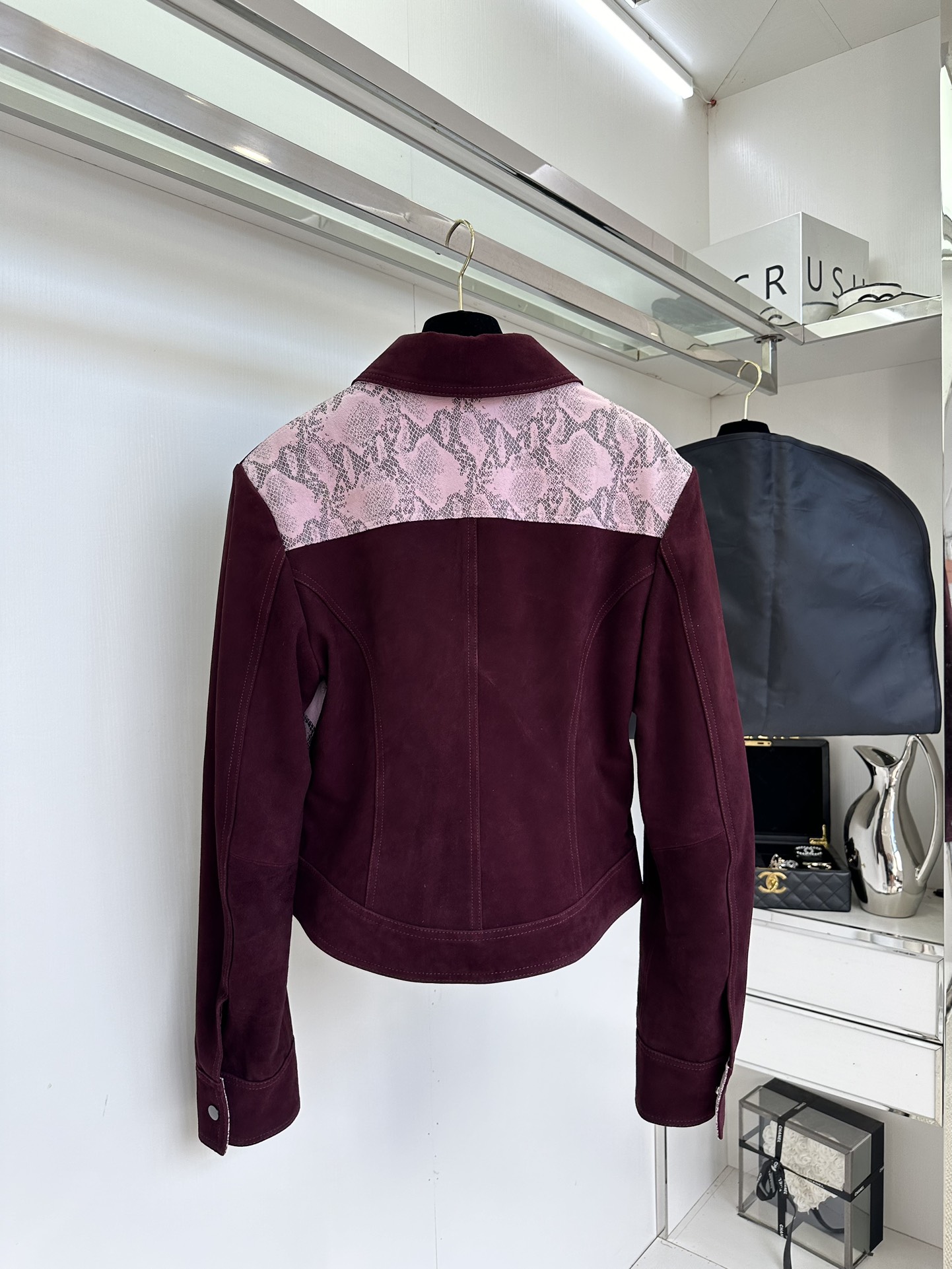 Snakeskin Suede Leather Jacket for Women - Slim Fit Biker Coat 3 i1755772763 5786 1