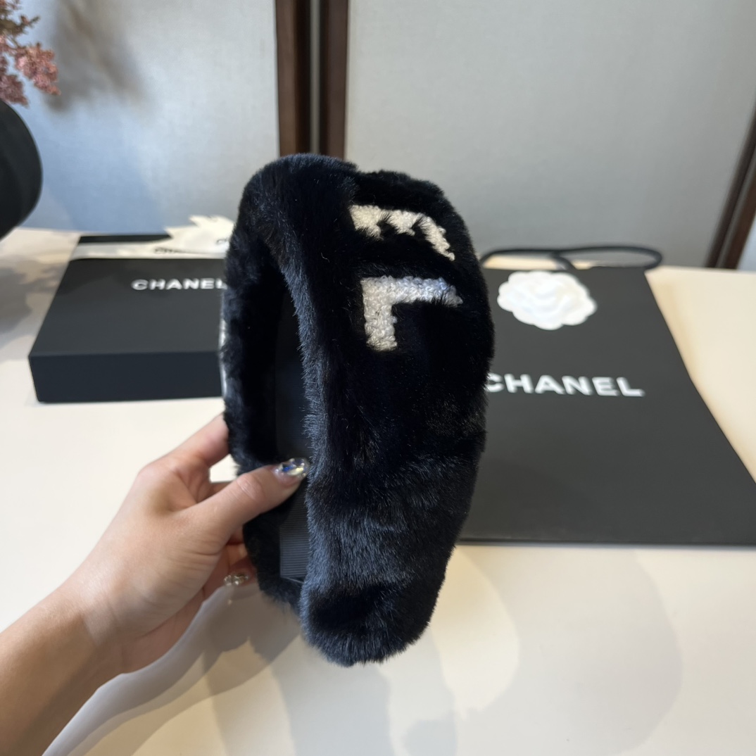 🆕

Chanel香奈儿发箍