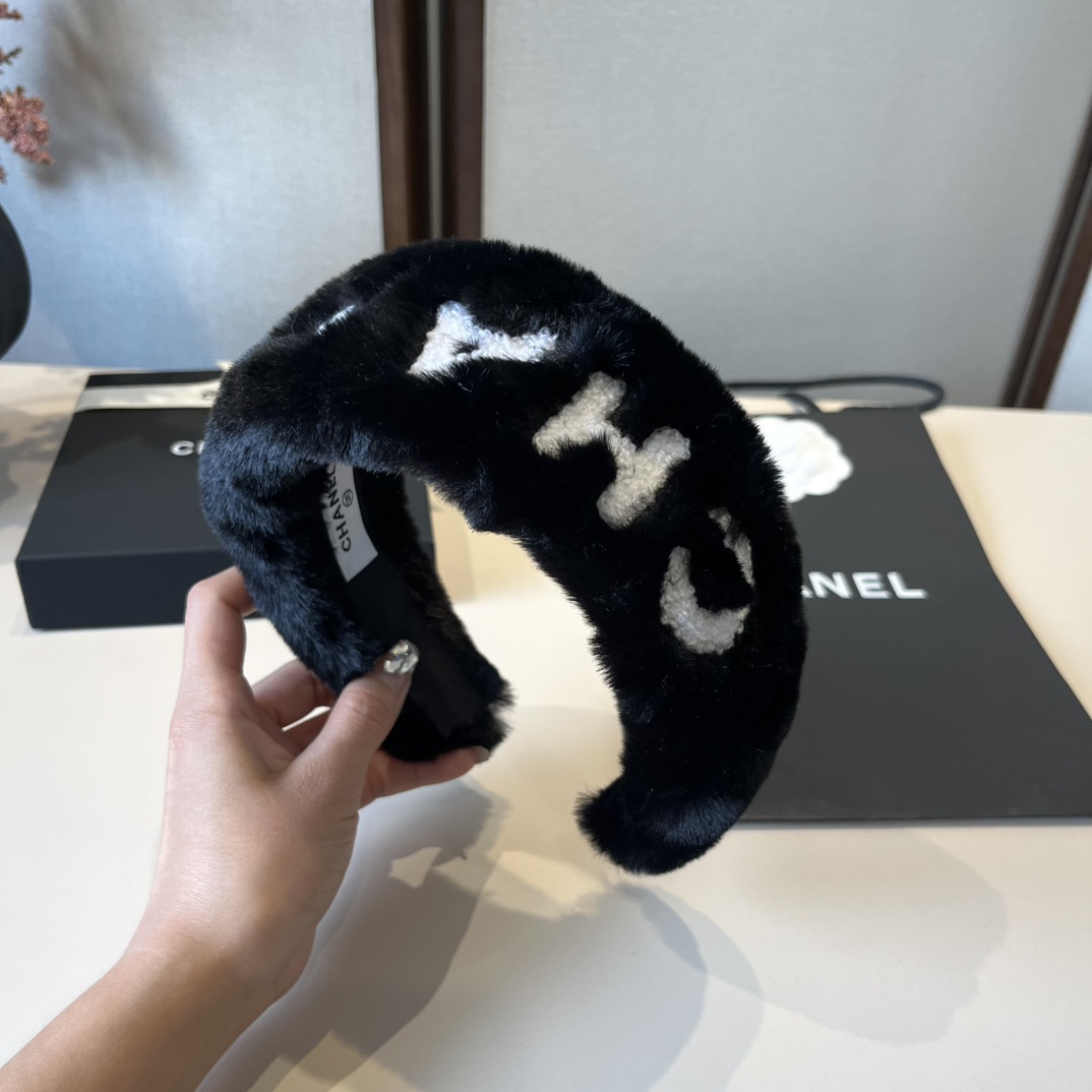 🆕

Chanel香奈儿发箍