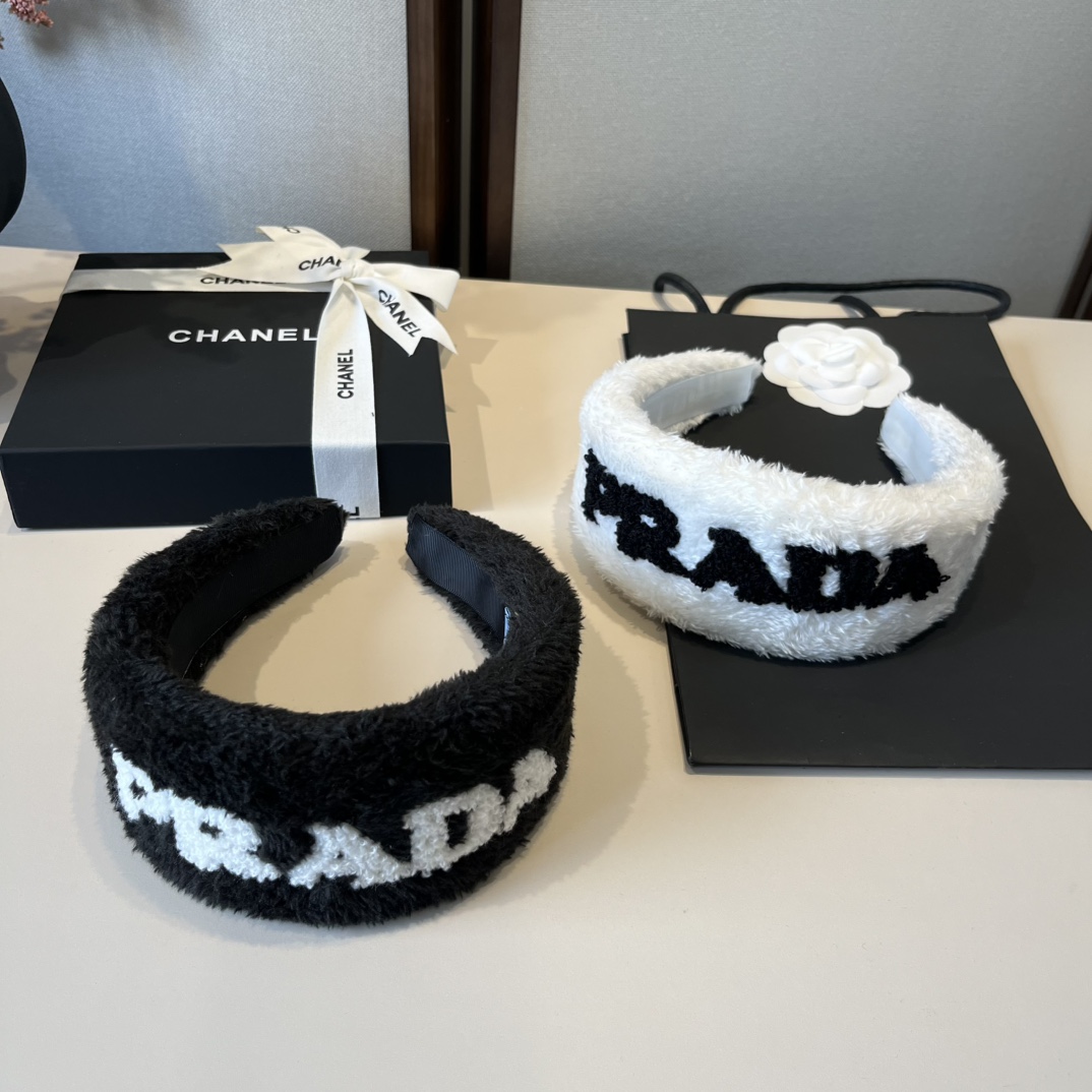 🆕

PRADA普拉达发箍
