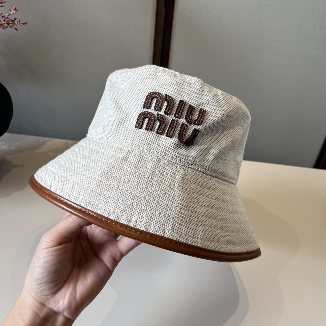 🆕
 
miumiu缪缪新款渔夫帽，头围57cm