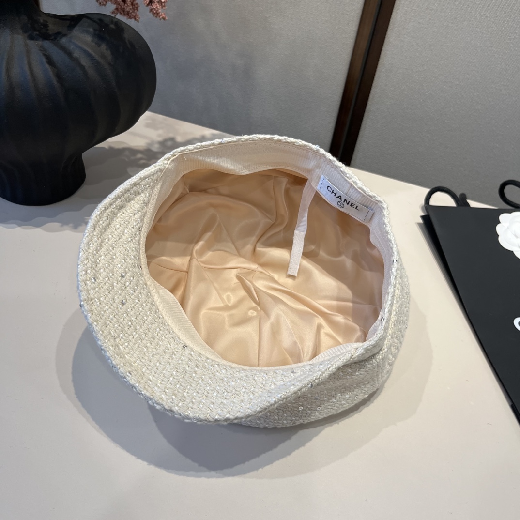 🆕

Chanel香奈儿新款鸭舌军帽，高级定制，头围57cm