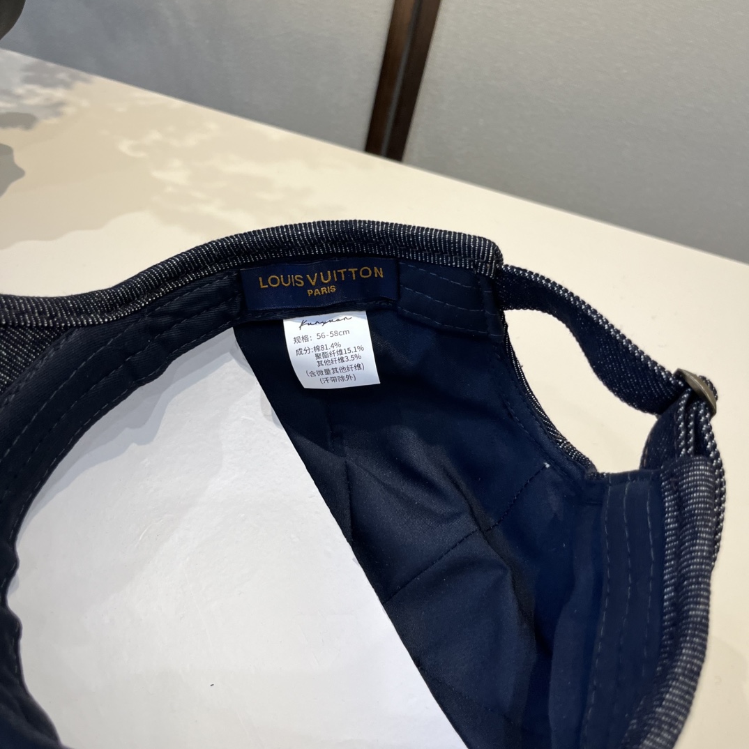 🆕

Lv路易斯鸭舌帽，高级定制，头围57cm