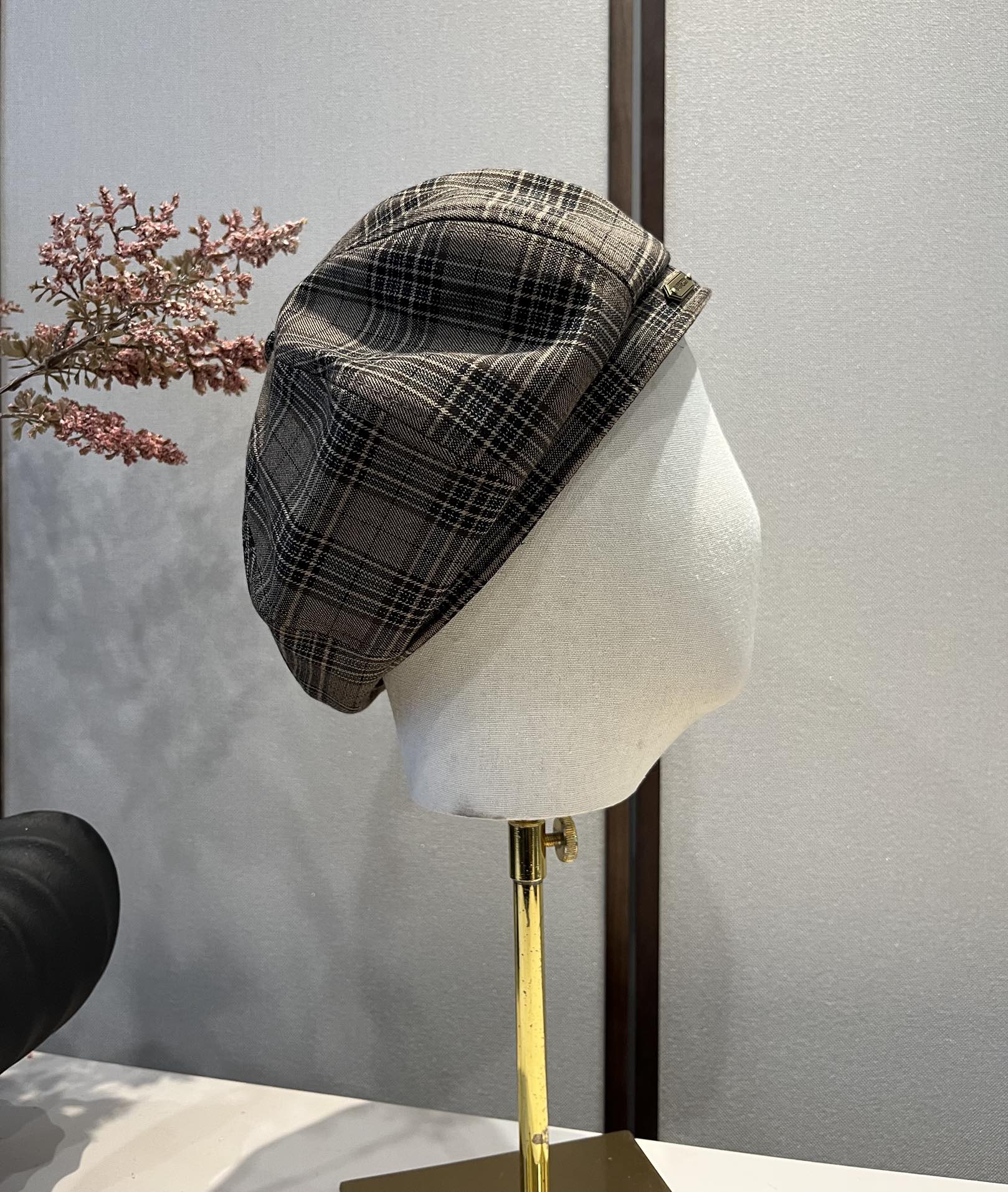 🆕

巴宝莉新款贝雷帽