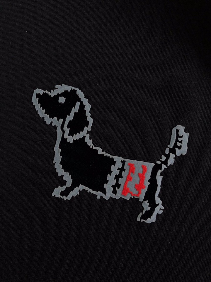  THOM BROWNE 汤姆布朗 TB 25ss春夏顶级黑色小狗织带融合经典短袖圆领T恤，精致工艺面料