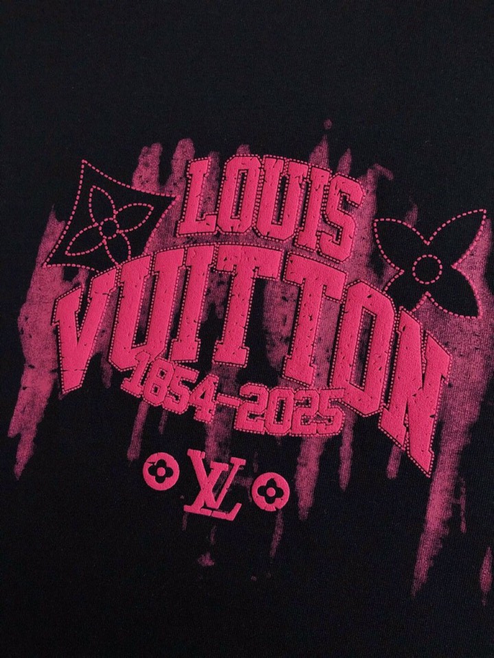 Louis Vuitton 路易威登 LV 驴家25ss春夏顶级黑色印花重磅经典短袖圆领T恤，精致工艺面