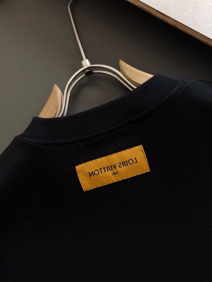  Louis Vuitton 路易威登 LV驴家25ss春夏涂鸦经典短袖圆领T恤，精致工艺面料，顶级元素