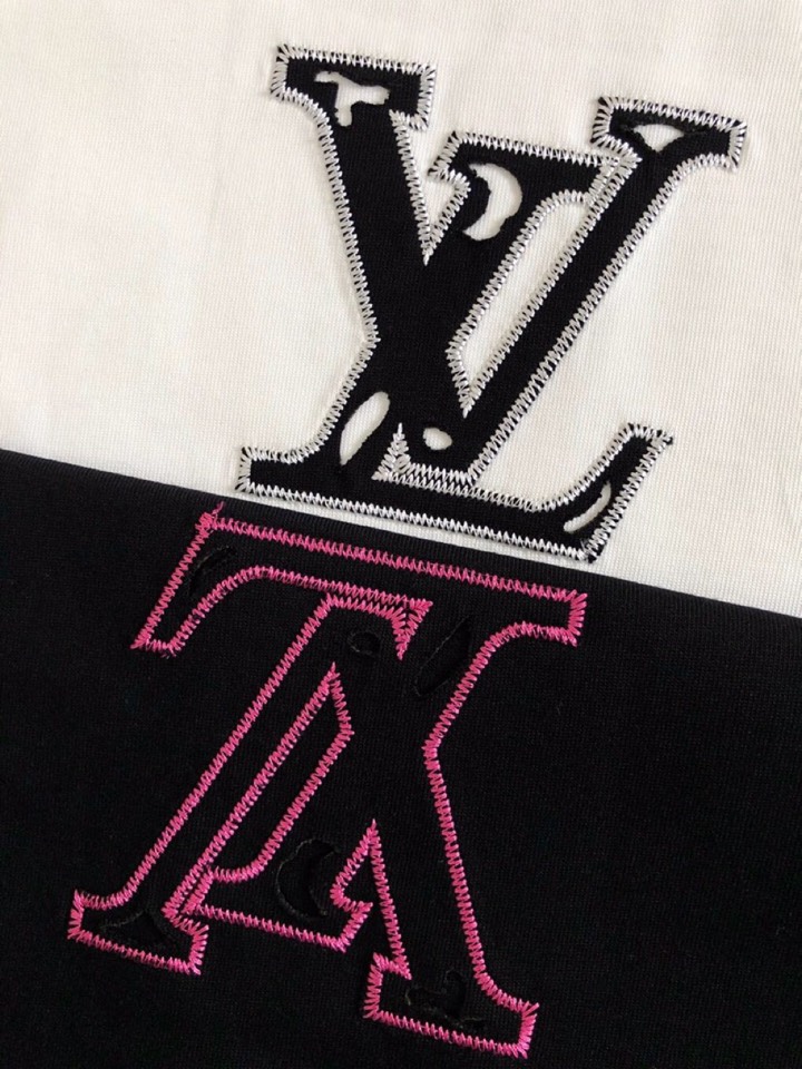  Louis Vuitton 路易威登 LV 驴牌25ss春夏顶级刺绣前后幅对应经典短袖圆领T恤、精致工