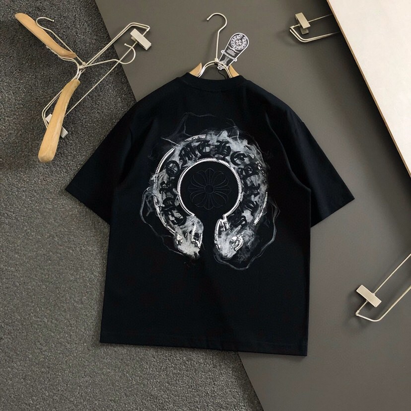  Louis Vuitton 路易威登 LV 驴牌25ss春夏顶级梵文刺绣经典短袖圆领T恤，精致工艺面料