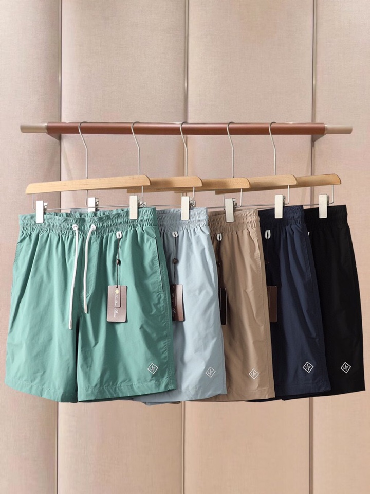  Loro Piana 诺悠翩雅lP🆕 夏季新品男士休闲🏖️沙滩短裤，每个颜色都有固定包装，内衬全包网布
