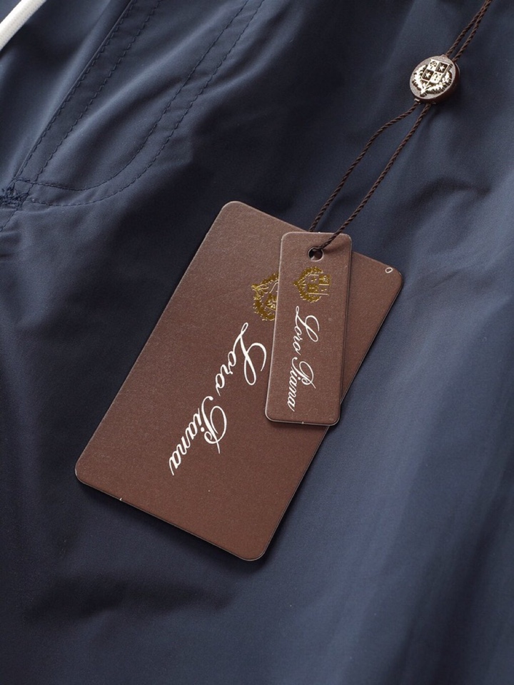  Loro Piana 诺悠翩雅lP🆕 夏季新品男士休闲🏖️沙滩短裤，每个颜色都有固定包装，内衬全包网布