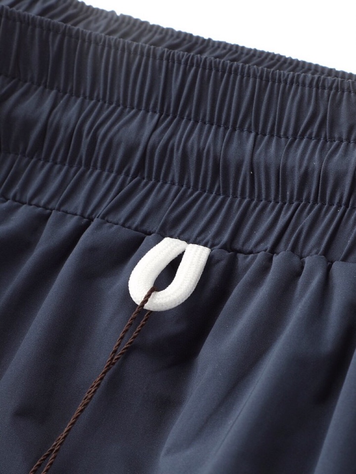  Loro Piana 诺悠翩雅lP🆕 夏季新品男士休闲🏖️沙滩短裤，每个颜色都有固定包装，内衬全包网布