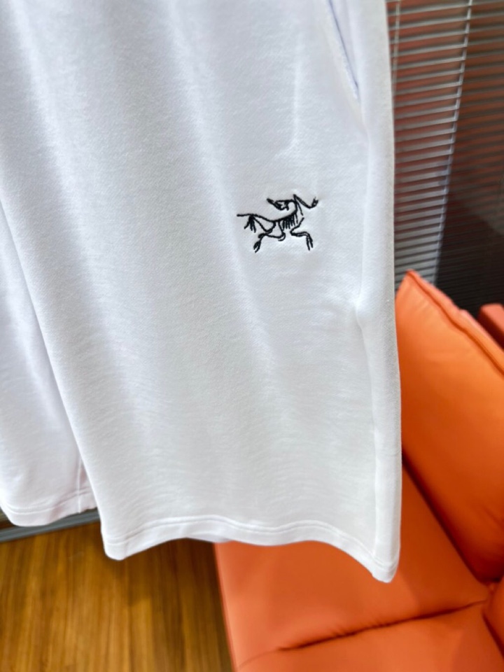  (Arcteryx）始祖鸟2025ss贸易渠道货品.休闲运动短裤 无从释怀的经典款,休闲时尚感略带锋利