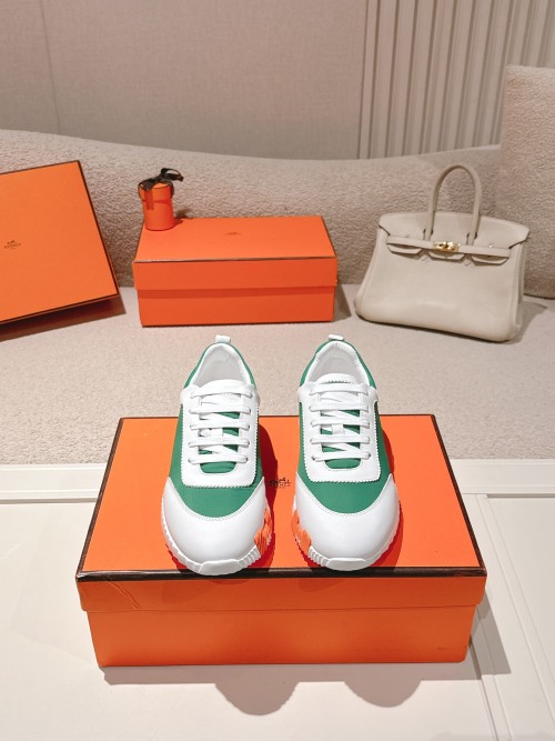 Hermès Classic Unisex Sneakers, Stylish & Comfortable, Perfect for Casual Wear 1 Hermès Classic Unisex Sneakers, Stylish & Comfortable, Perfect for Casual Wear