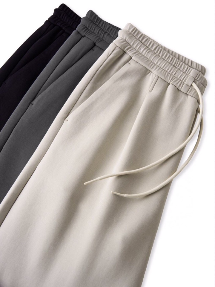  ARMANI阿玛尼2025秋冬休闲松弛系列休闲裤，370克重柔感果冻棉，弹力很好，空气层结构饱满但是不