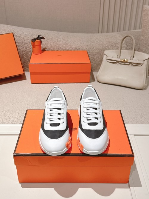 Hermès Men's/Women's Casual Sneakers, Leather and Canvas, Sporty Style