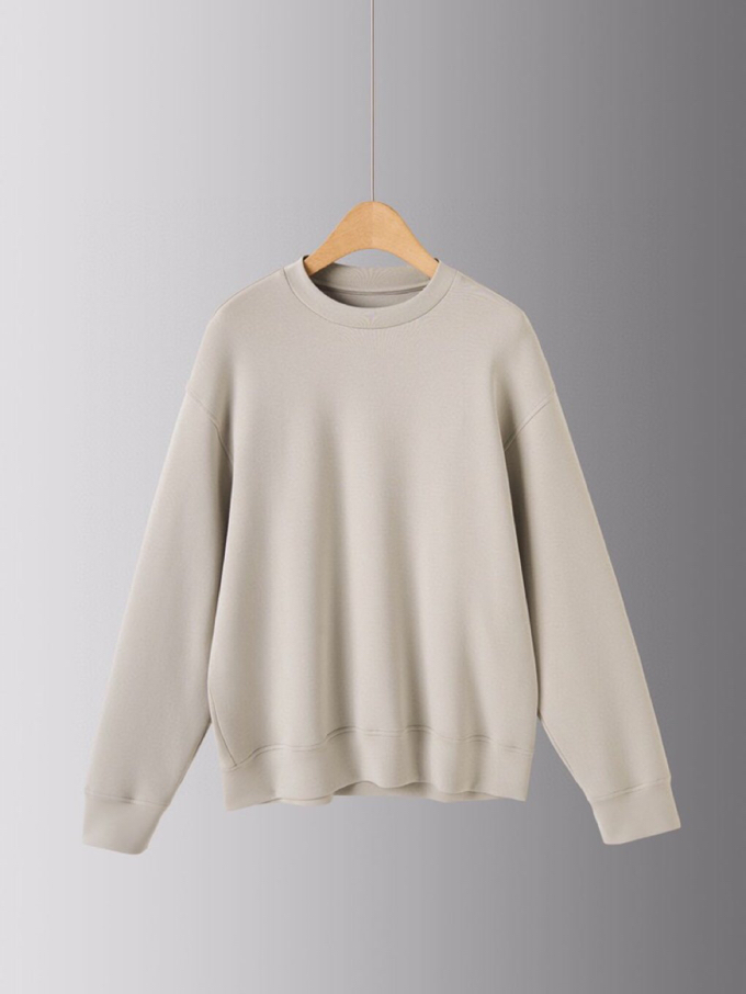  ARMANI阿玛尼2025秋冬休闲松弛系列圆领卫衣，370克重柔感果冻棉，像被云朵轻轻托住。弹力很好，