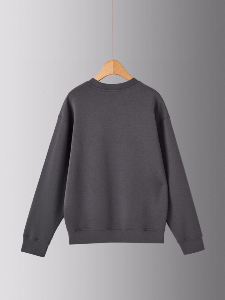  ARMANI阿玛尼2025秋冬休闲松弛系列圆领卫衣套装，370克重柔感果冻棉，像被云朵轻轻托住。弹力很