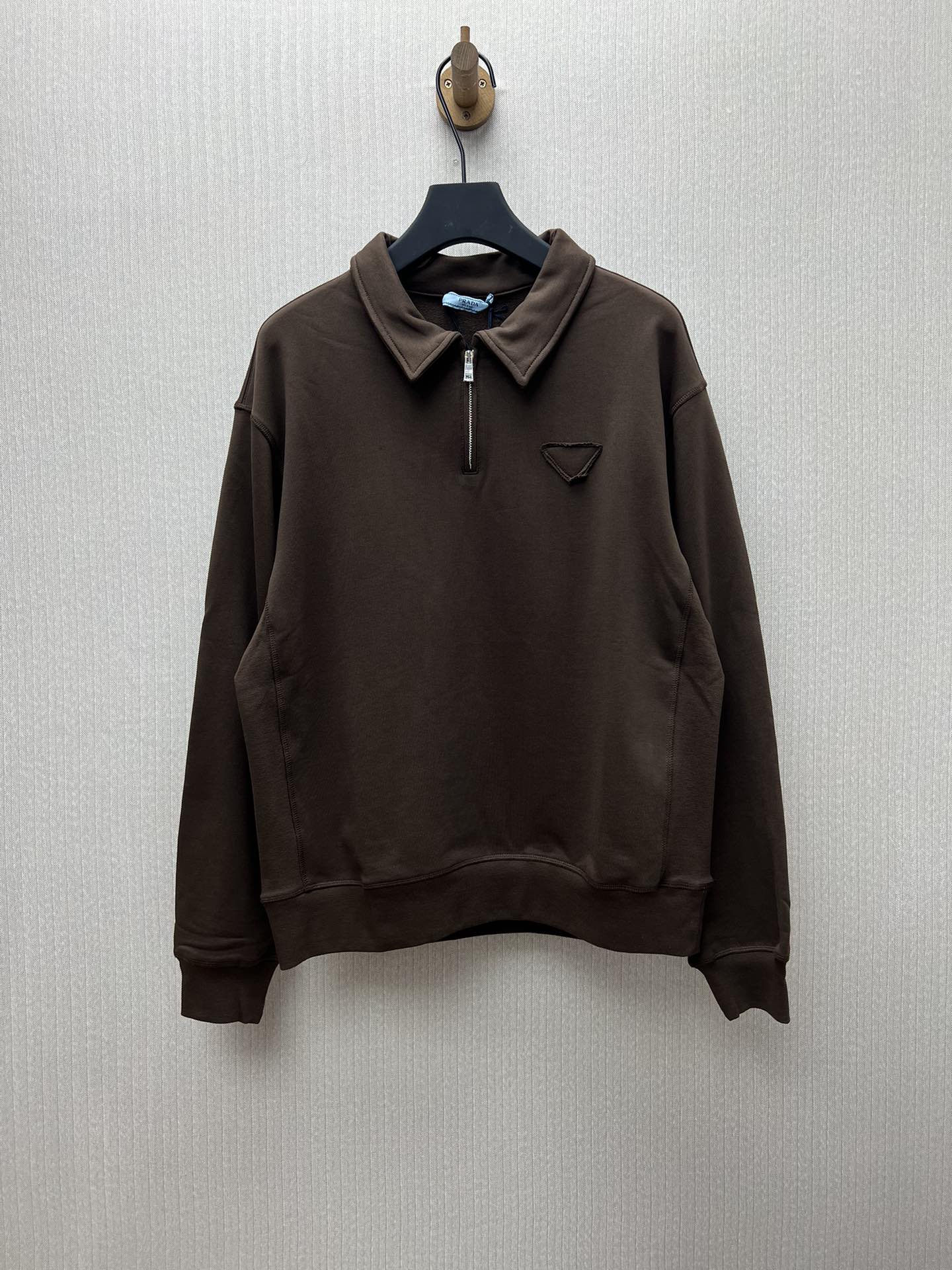 Prada 25ss nuevo polo suelto de lana de algodón para hombre número de código de versión alta: S.M.L.XL.