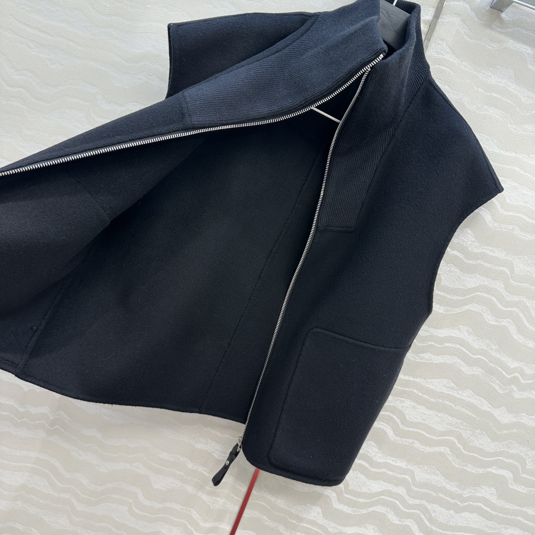 Elegant Wool Cashmere Vest: Sophisticated Sleeveless Outerwear for Women 9 i1755801932 9174 5