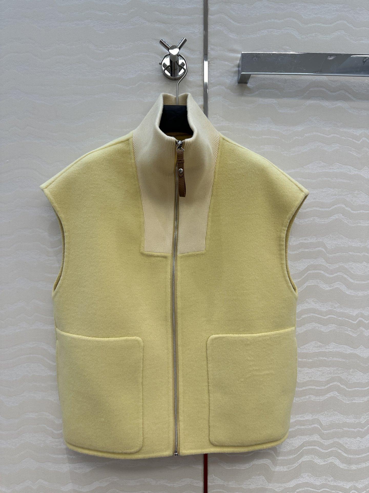 Chaleco de Lana y Cachemira con Cremallera para Mujer - Elegancia y Calidez