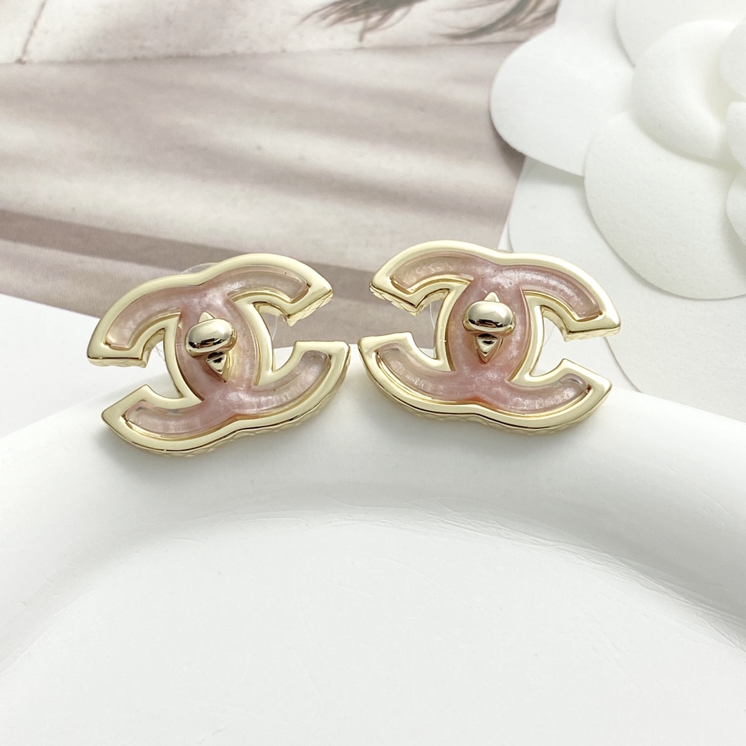Chanel Pink CC Logo Earrings with Gold Trim, Elegant and Chic 6 i1755842795 8117 4