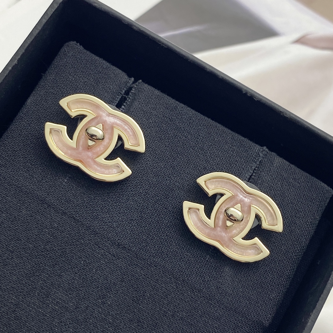 Chanel Pink CC Logo Earrings with Gold Trim, Elegant and Chic 9 i1755842795 8721 6