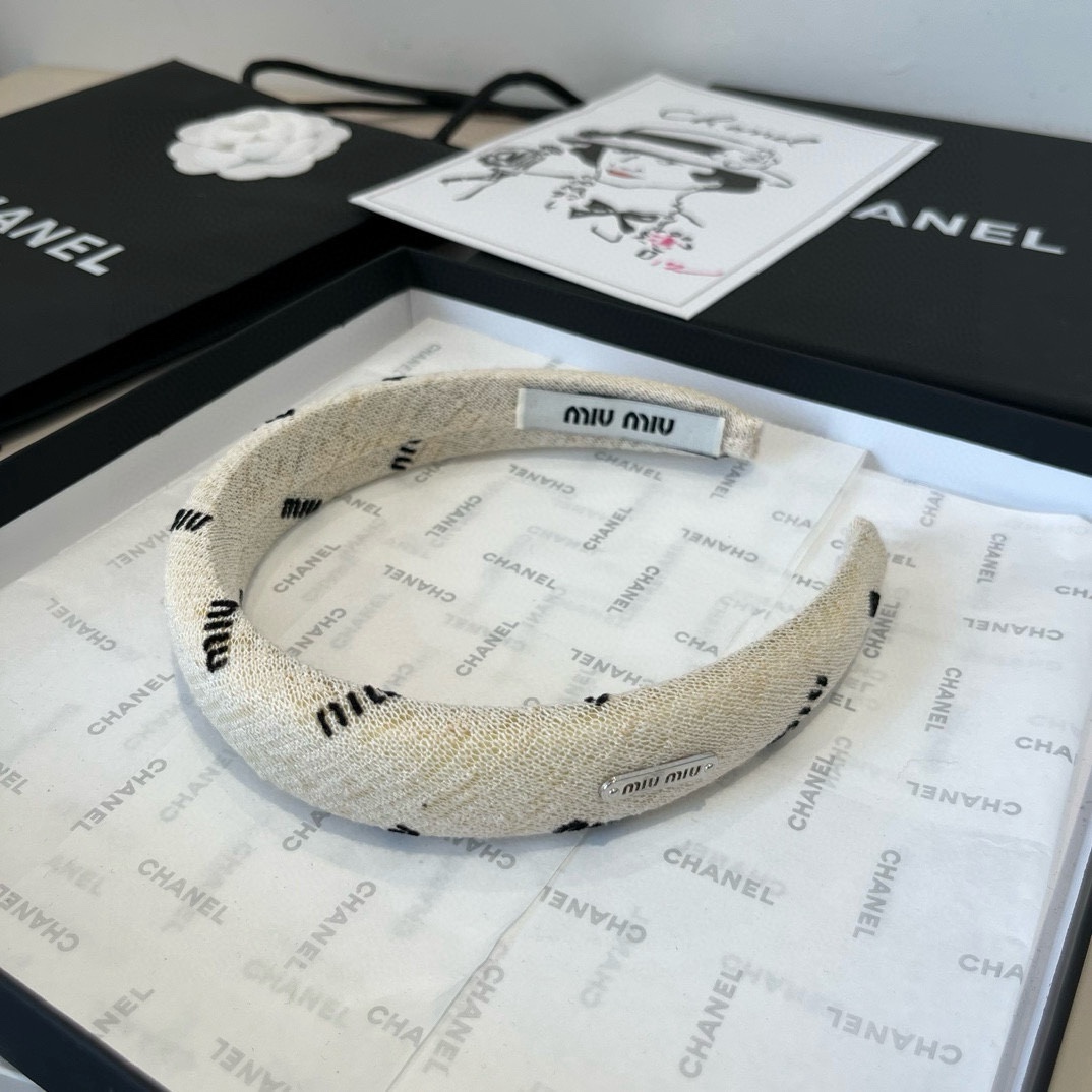 🆕

miumiu缪缪新款发箍