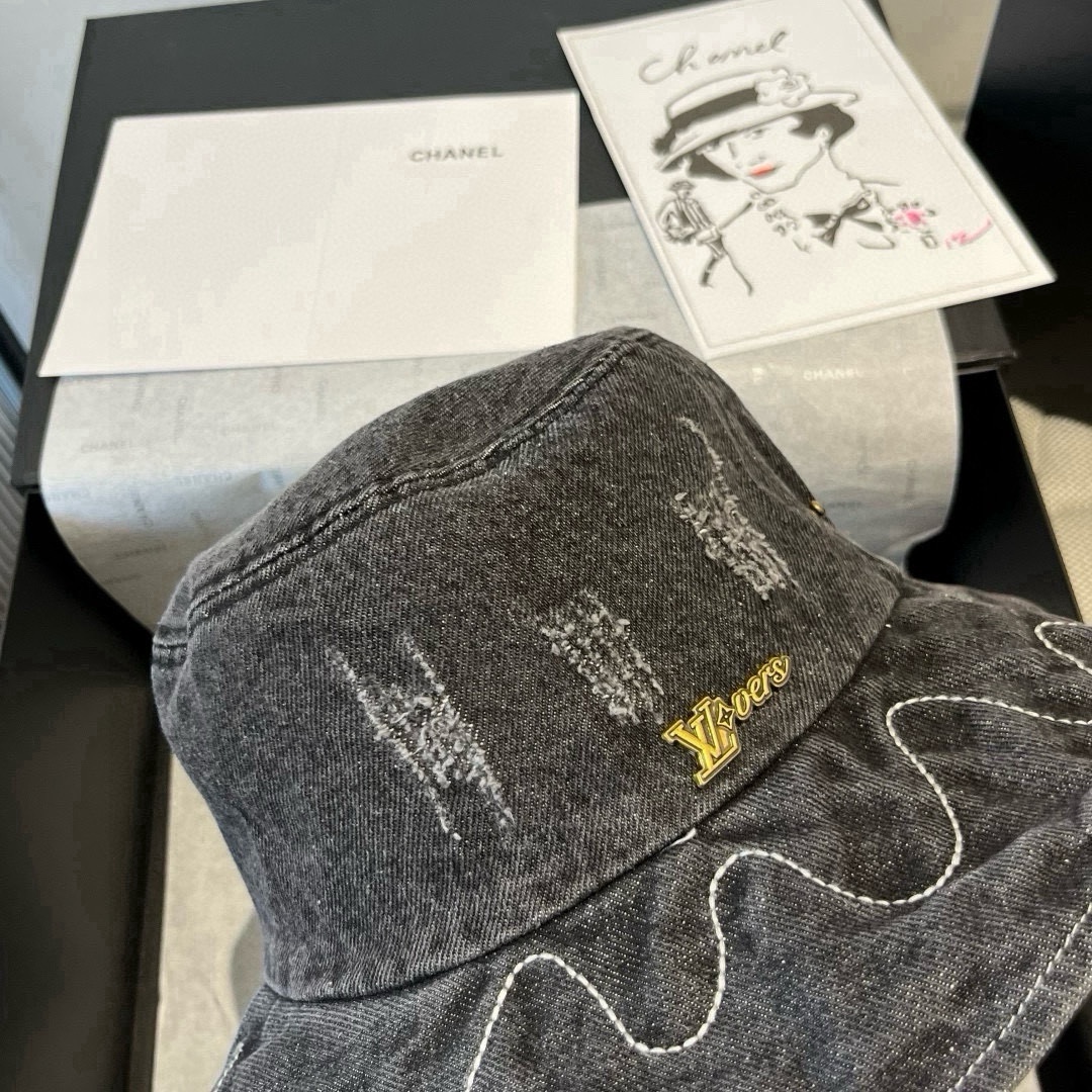 🆕

LV牛仔渔夫帽，头围57cm